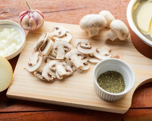 Garlic in Mediterranean Cooking
